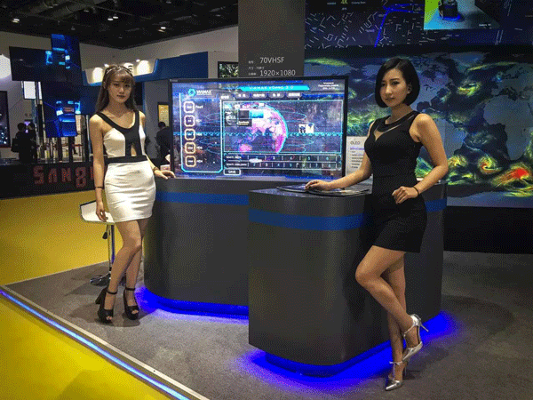 1467198292850221.gif mmexport1460684448653.gif